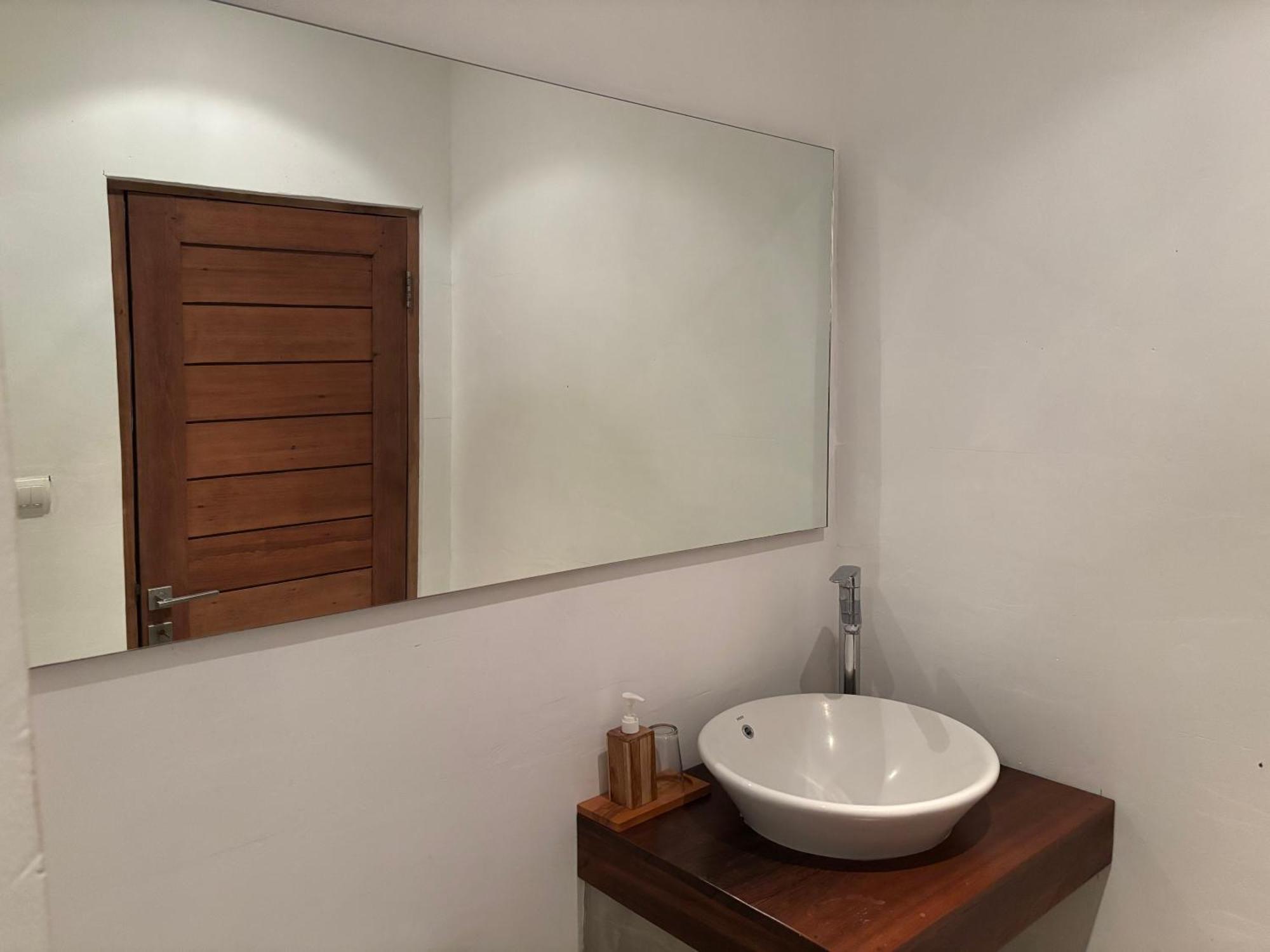 007 Surfhouse Bali Hotel Ungasan  Ngoại thất bức ảnh